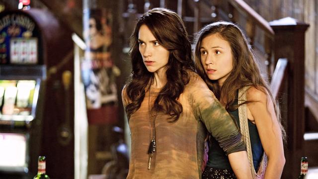 Imagen Wynonna Earp 1x2