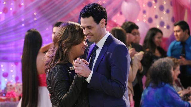 Imagen Cristela 1x17